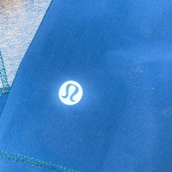 Lululemon Training Tough Crop Legging Teal Size 8 Mesh Detail - Picture 4 of 9